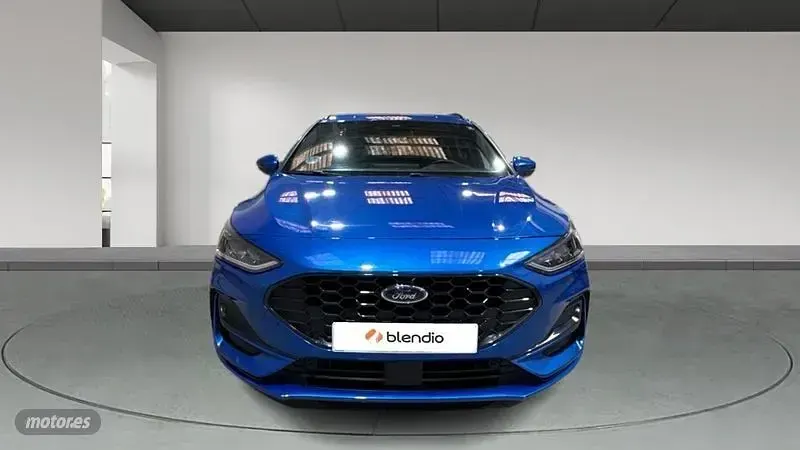 Usado Ford Focus ST-Line 125 CV (91 kW) 2024 Azul Familiar