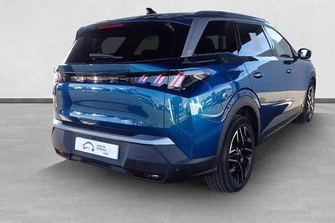 Usado Peugeot 5008 Allure 145 CV (106 kW) 2025 Azul SUV
