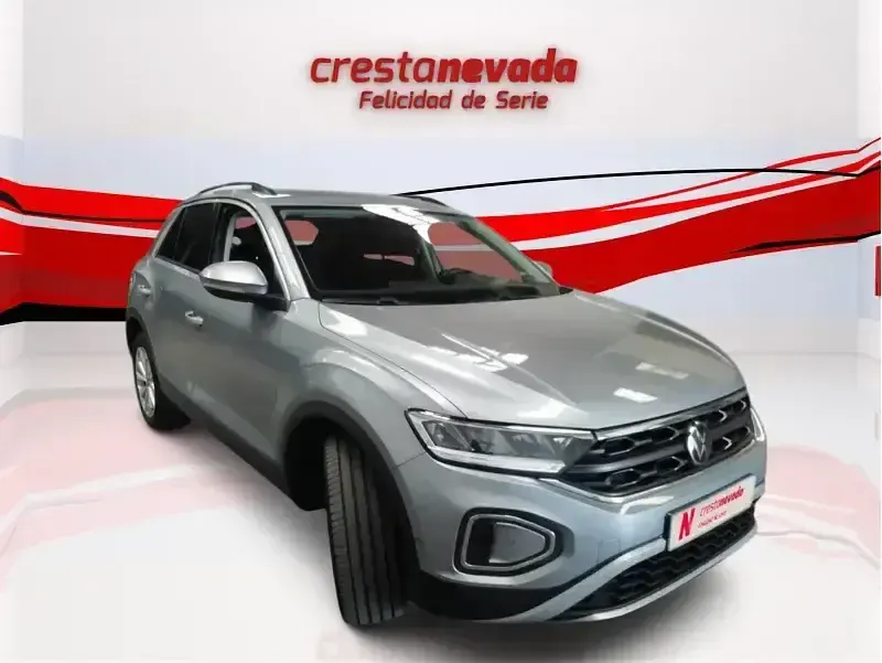 Usado VW T-Roc Life 115 CV (84 kW) 2023 Gris SUV
