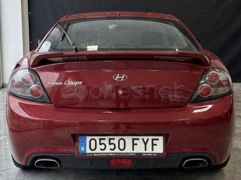 Usado Hyundai Coupé 143 CV (105 kW) 2008 Granate Coupe