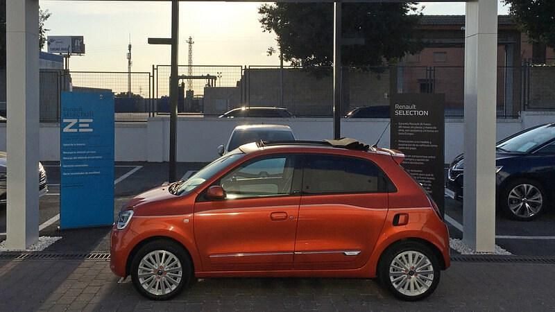 Usado Renault Twingo Vibes 59 kW (81 CV) 2021 Naranja Utilitario