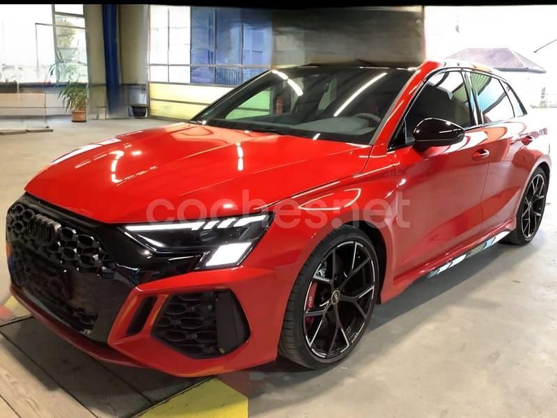 Usado Audi RS3 400 CV (294 kW) 2022 Rojo Berlina
