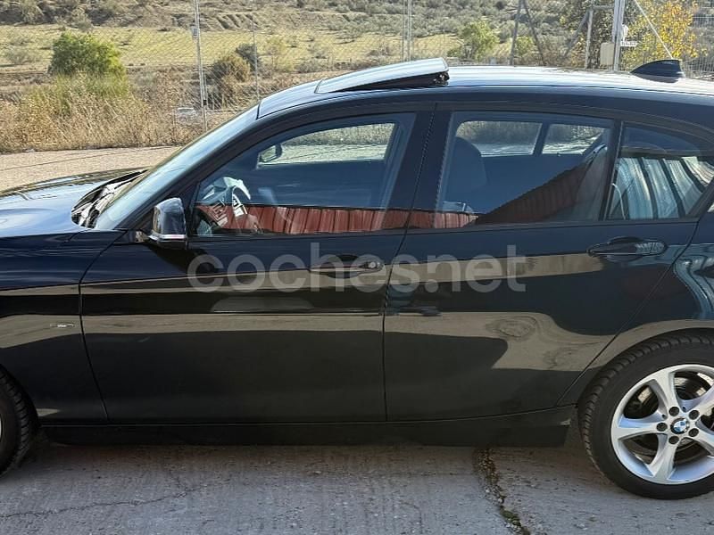 Negro Usado 2015 BMW 118 Comfort Edition Utilitario | 11.600 € (Buen precio) - Imagen 1/4