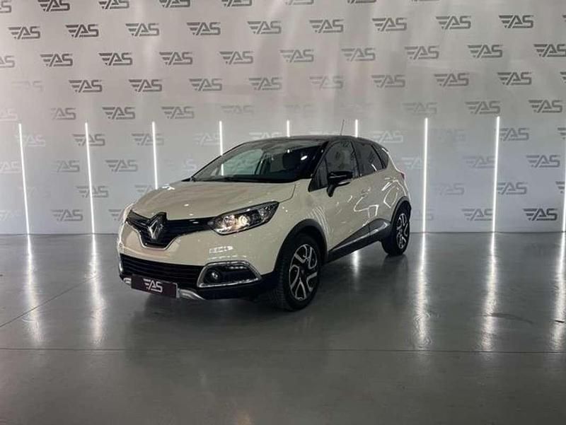 Usado Renault Captur XMOD 120 CV (88 kW) 2016 Beige SUV