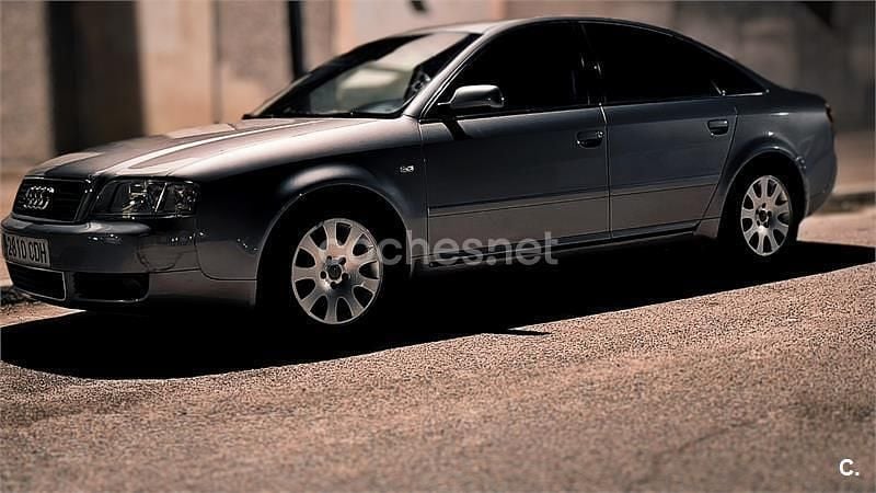 Usado Audi A6 170 CV (125 kW) 2003 Gris / plata Berlina