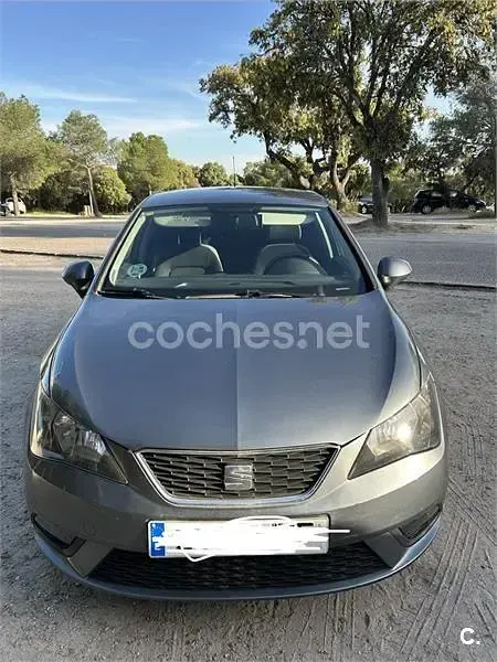 Usado Seat Ibiza CONNECT 90 CV (66 kW) 2016 Gris / plata Berlina