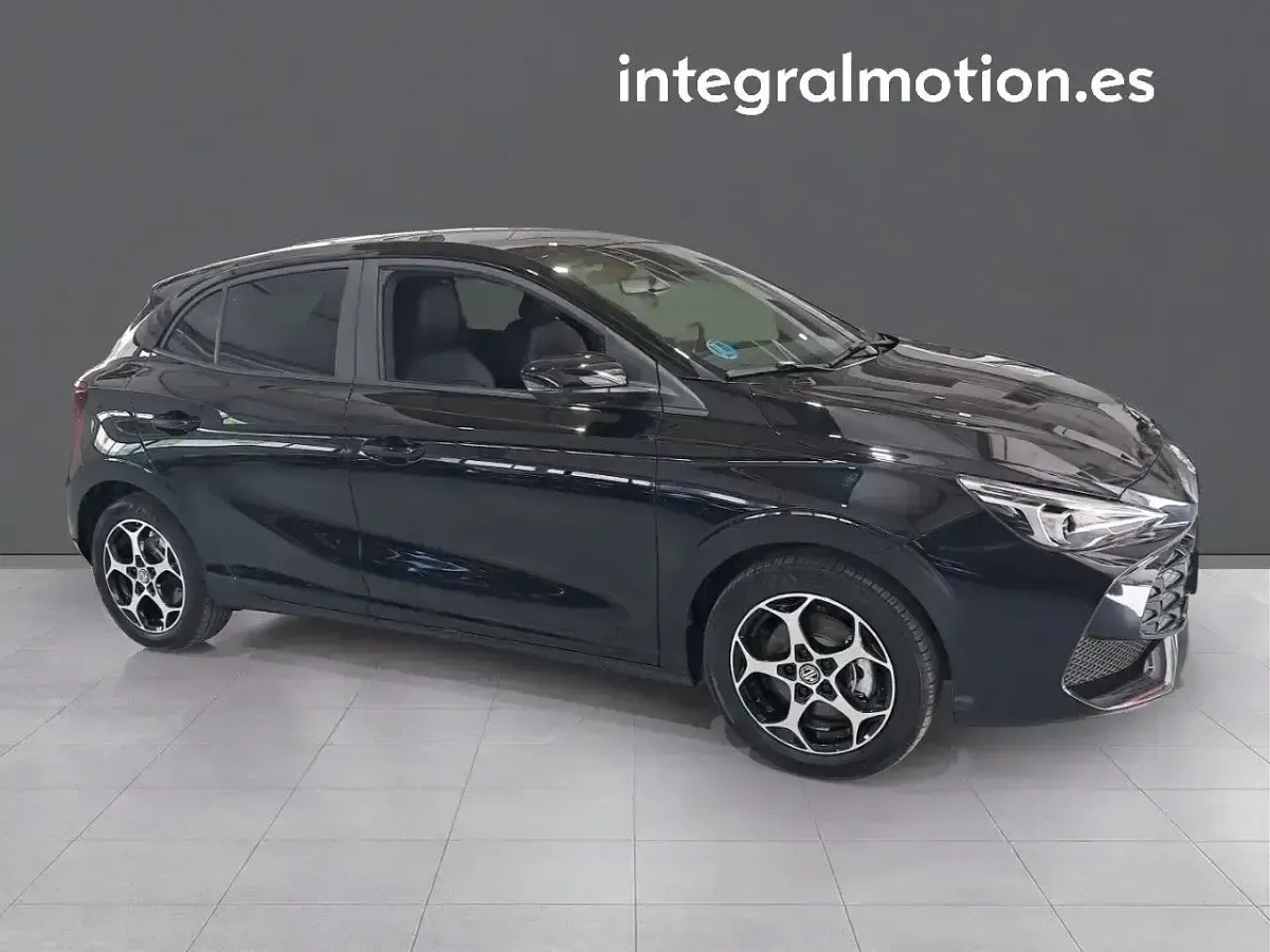 Usado MG MG3 Luxury 195 CV (143 kW) 2025 Negro Utilitario
