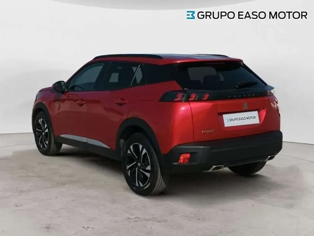 Usado Peugeot 2008 Allure 131 CV (96 kW) 2021 Rojo SUV