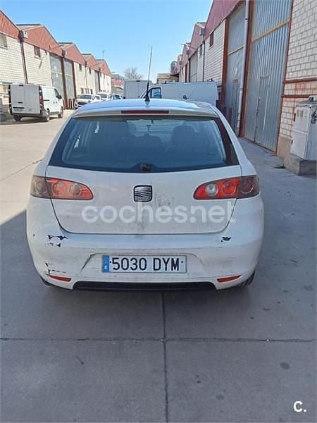 Usado Seat Ibiza Reference 70 CV (51 kW) 2006 Blanco Utilitario