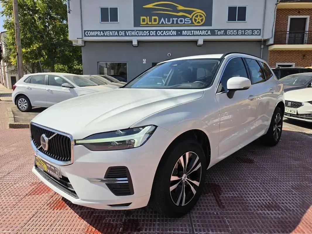 Usado Volvo XC60 Plus 200 CV (147 kW) 2022 Blanco SUV