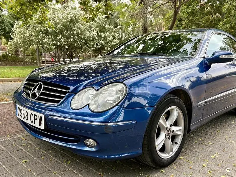 Usado Mercedes CLK200 Avantgarde 163 CV (119 kW) 2003 Azul Coupe