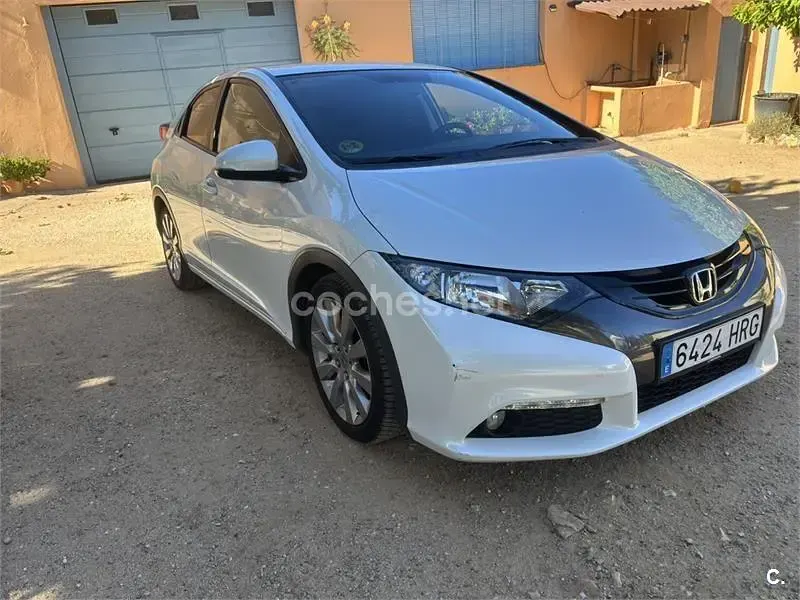 Usado Honda Civic Sport 120 CV (88 kW) 2013 Blanco Berlina