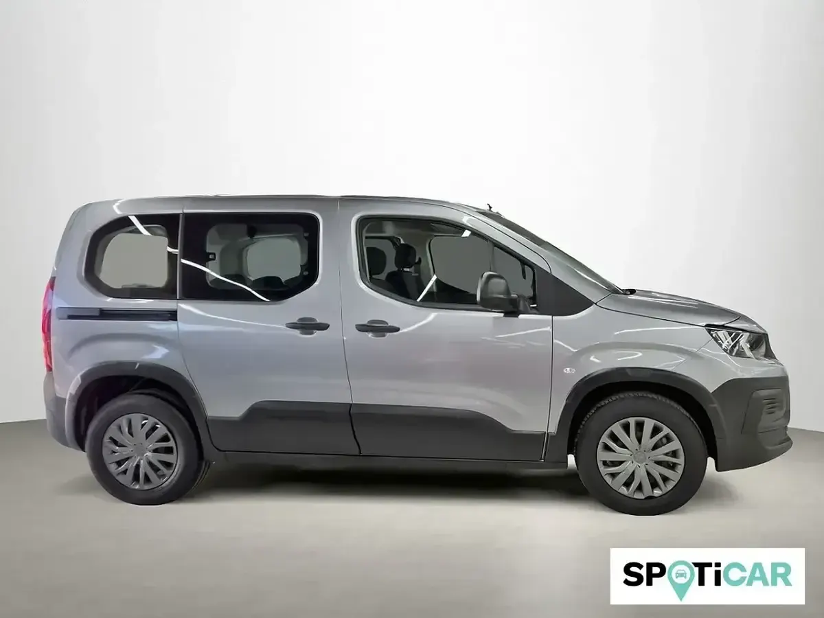 Usado Peugeot e-Rifter Active 100 kW (136 CV) 2023 Gris Monovolumen