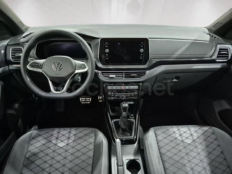 Usado VW T-Cross R-line 116 CV (85 kW) 2025 Plateado SUV