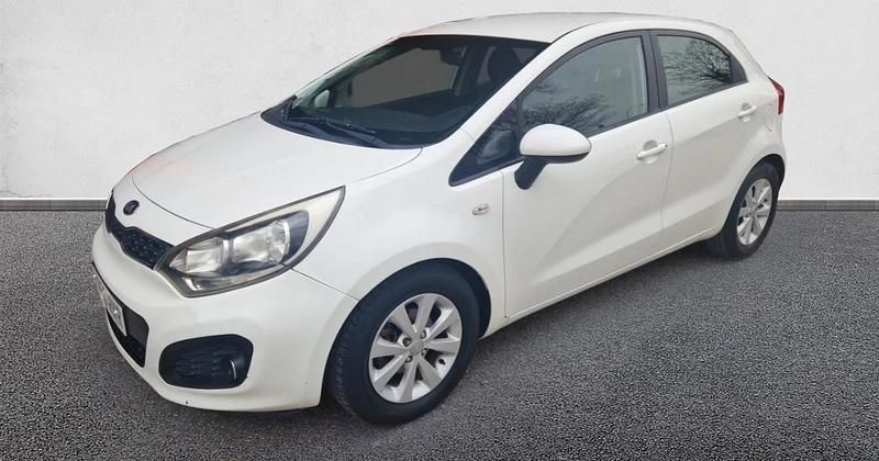Usado 2014 Kia Rio | 8290 € (Precio justo) - Imagen 1/4