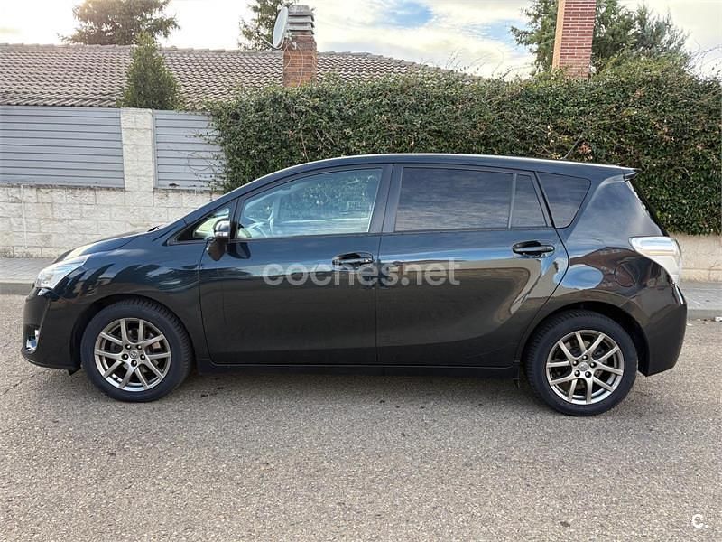 Gris / plata Usado 2014 Toyota Verso Advance Monovolumen | 6800 € (Buen precio) - Imagen 1/4