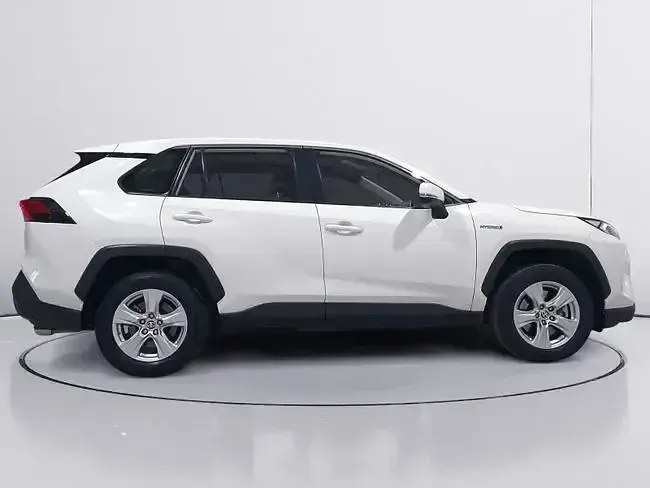 Usado Toyota RAV4 Hybrid Business Edition 218 CV (160 kW) 2021 Blanco SUV