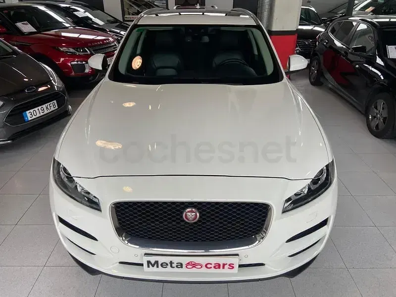 Usado Jaguar F-Pace Prestige 300 CV (220 kW) 2017 Blanco SUV