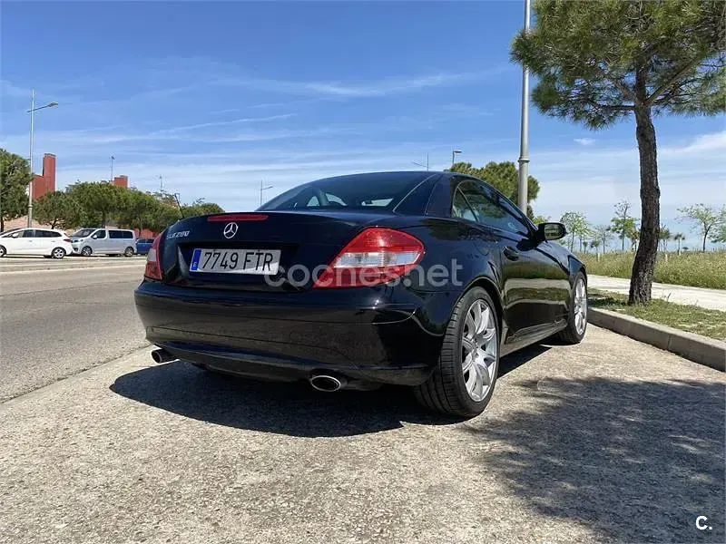 Usado Mercedes SLK280 231 CV (169 kW) 2006 Negro Descapotable