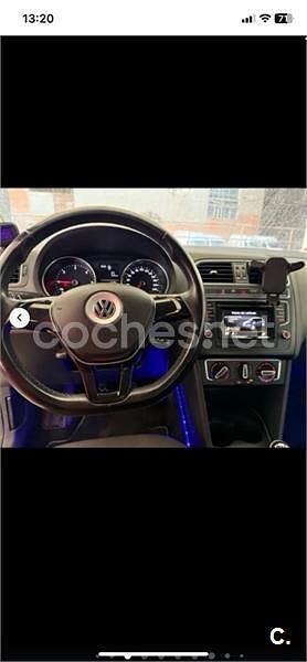 Usado VW Polo Advance 90 CV (66 kW) 2014 Amarillo Berlina