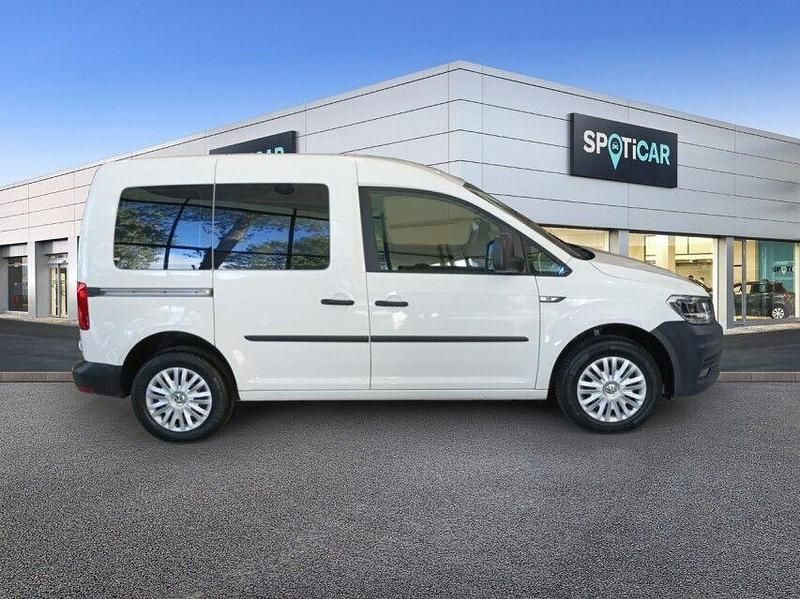 Usado VW Caddy 110 CV (80 kW) 2019 Blanco Monovolumen