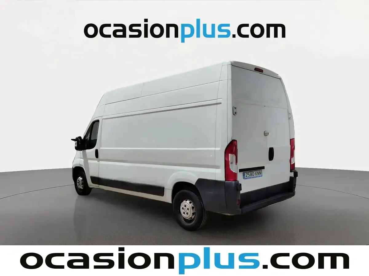 Usado Peugeot Boxer 130 CV (95 kW) 2018 Blanco Van