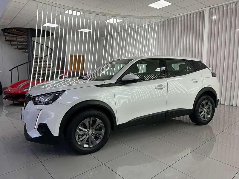 Usado Peugeot 2008 Active 109 CV (80 kW) 2022 Blanco SUV
