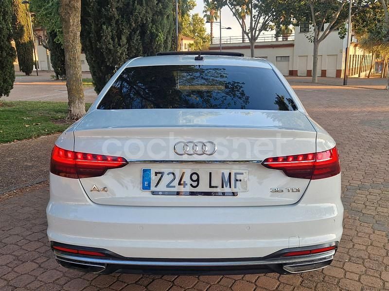Usado Audi A4 163 CV (119 kW) 2021 Blanco Berlina