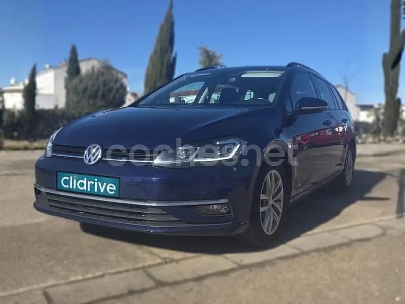 Usado VW Golf VII Advance 150 CV (110 kW) 2019 Azul Familiar