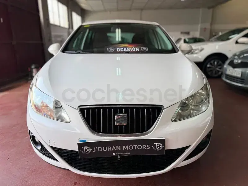 Usado Seat Ibiza 85 CV (62 kW) 2009 Blanco Berlina