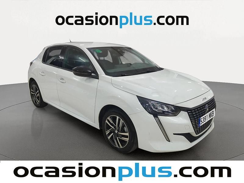 Usado Peugeot 208 Allure 100 CV (73 kW) 2023 Blanco Utilitario
