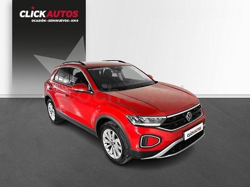 Usado VW T-Roc Life 110 CV (80 kW) 2022 Rojo SUV