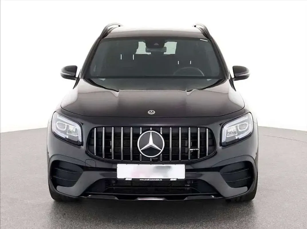 Usado Mercedes GLB35 AMG 306 CV (225 kW) 2022 Negro SUV