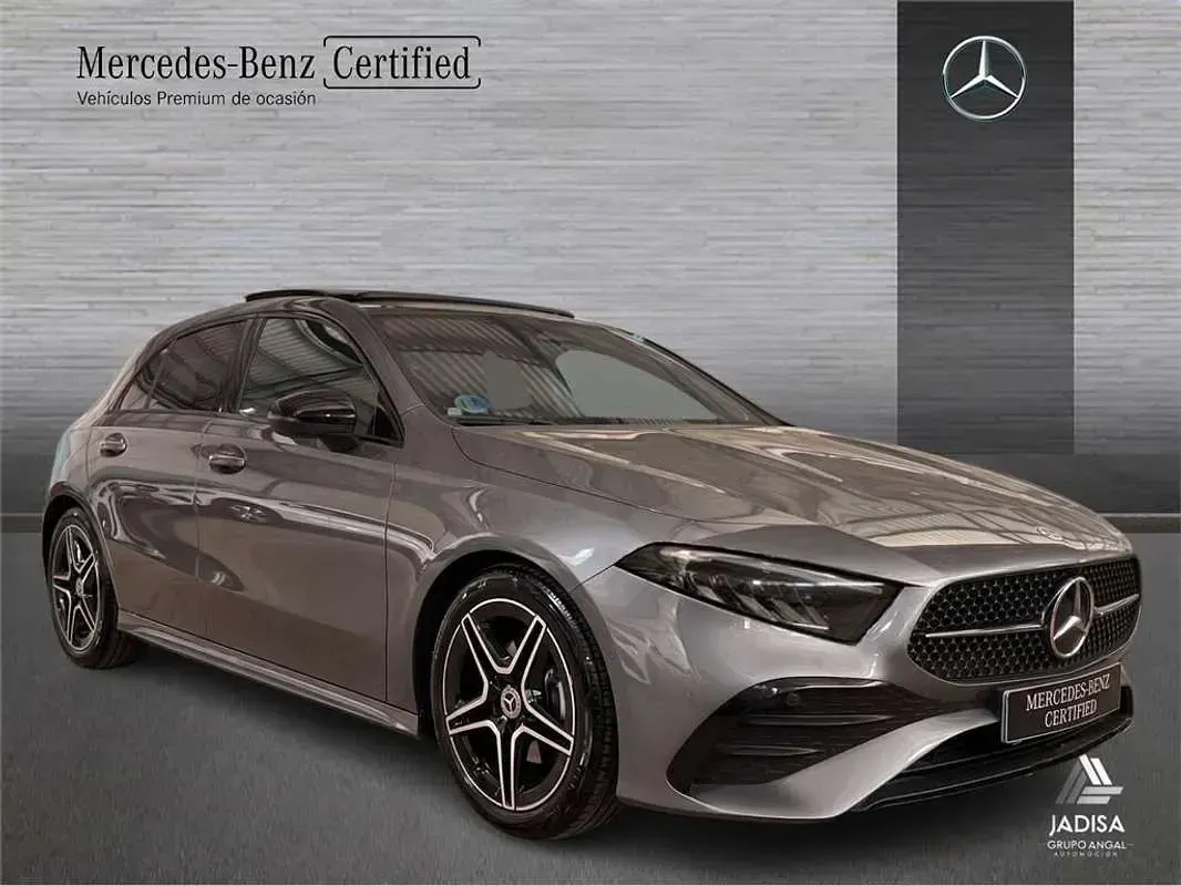 Usado Mercedes A180 136 CV (100 kW) 2025 Berlina