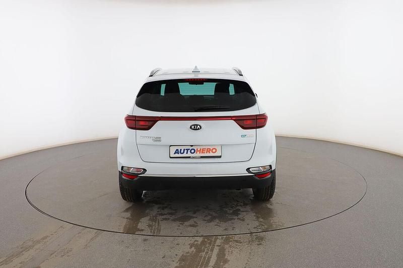 Usado Kia Sportage 136 CV (100 kW) 2019 Blanco SUV