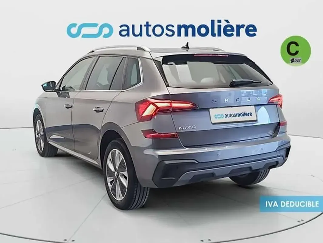Usado Skoda Kamiq Selection 116 CV (85 kW) 2024 Gris SUV