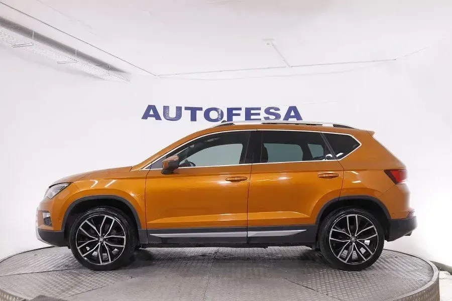 Usado Seat Ateca 4Drive 190 CV (139 kW) 2017 Naranja SUV