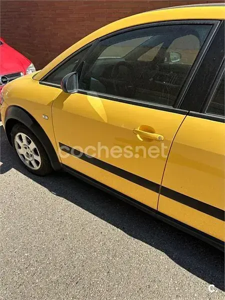 Usado Audi A2 75 CV (55 kW) 2003 Amarillo Utilitario