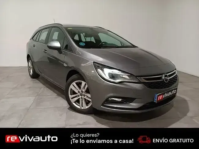 Usado Opel Astra Selective 136 CV (100 kW) 2018 Gris Familiar