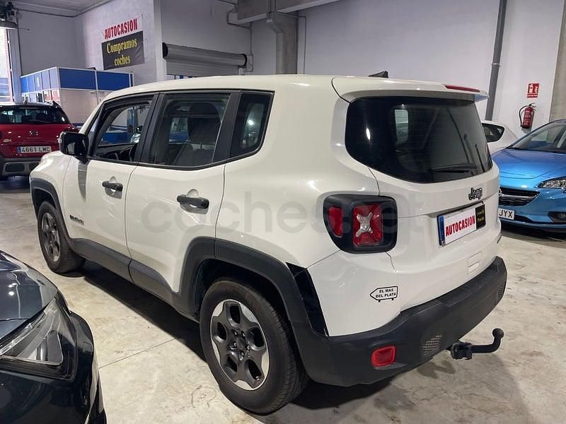 Usado Jeep Renegade Sport 110 CV (80 kW) 2018 Blanco SUV