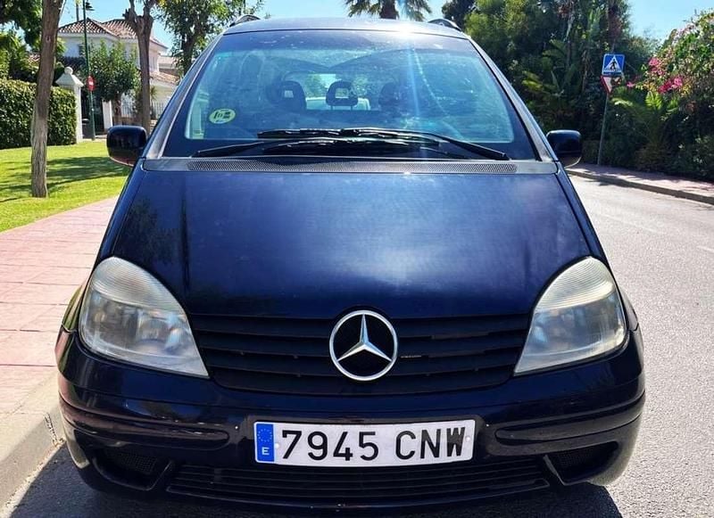 Usado Mercedes Vaneo 125 CV (91 kW) 2003 Azul Monovolumen