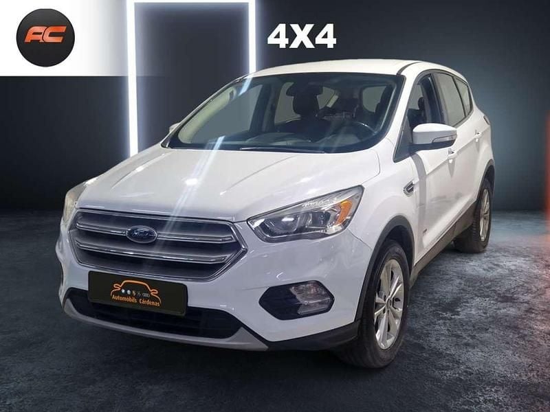 Blanco Usado 2017 Ford Kuga Titanium SUV | 13.990 € (Buen precio) - Imagen 1/4