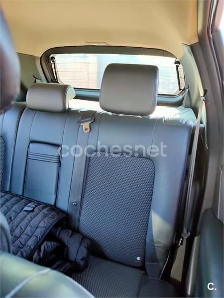 Usado Chevrolet Captiva LT 150 CV (110 kW) 2007 Gris / plata SUV