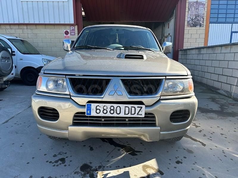 Usado Mitsubishi Montero Sport Intense 115 CV (84 kW) 2005 Beige SUV