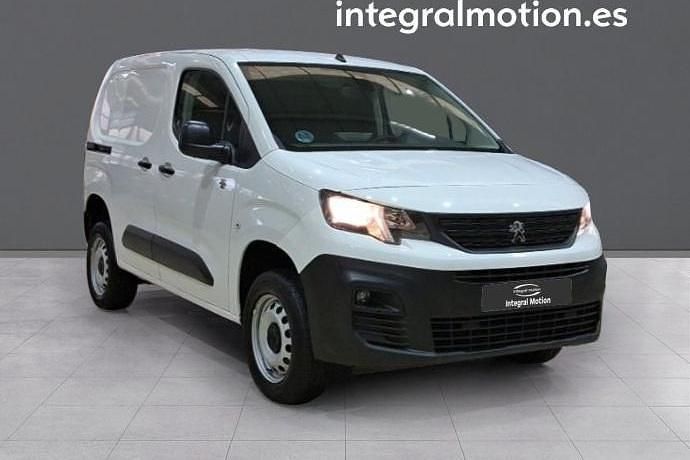 Usado Peugeot Partner Premium 131 CV (96 kW) 2021 Monovolumen