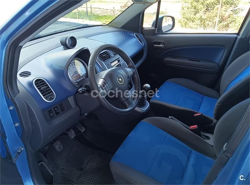 Usado Opel Agila Enjoy 75 HP (55 kW) 2009 Azul Citadino