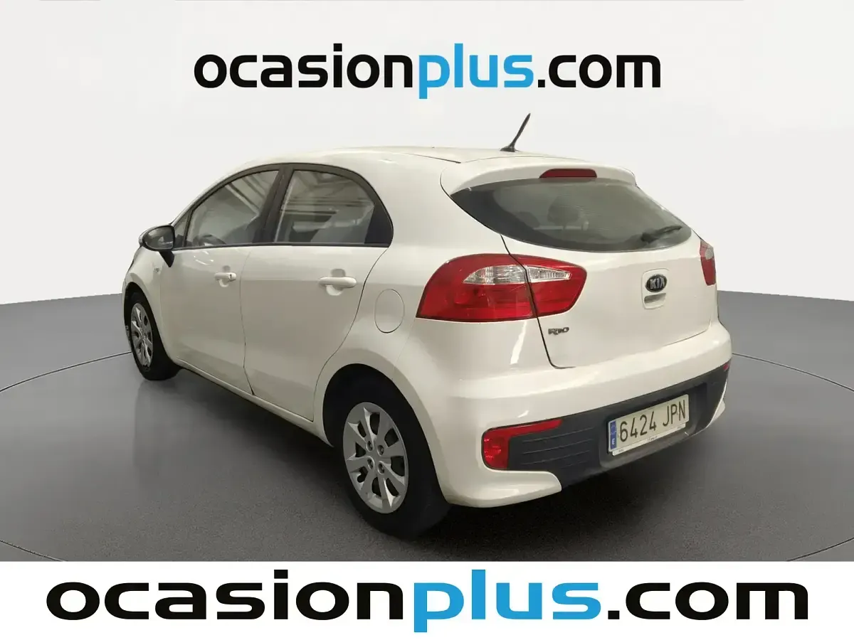 Usado Kia Rio 84 CV (61 kW) 2016 Blanco Utilitario