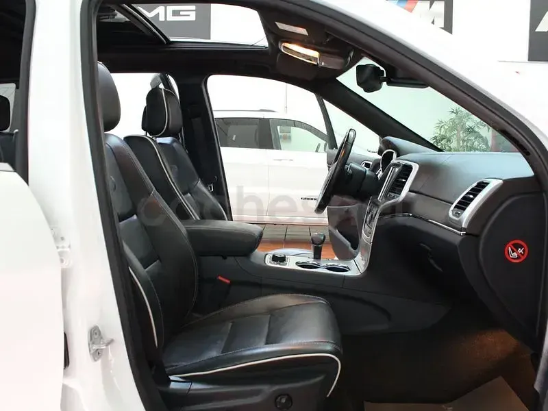 Usado Jeep Grand Cherokee Overland 250 CV (183 kW) 2020 Blanco SUV