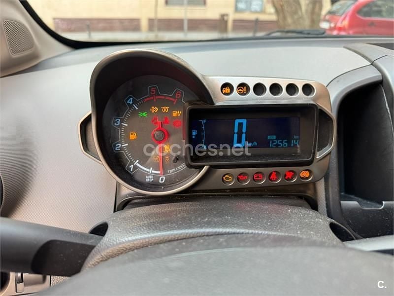 Usado Chevrolet Aveo LT 75 CV (55 kW) 2013 Negro Berlina