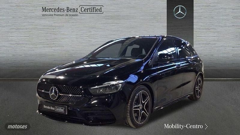 Nachtschwarz unilack Usado 2023 Mercedes B200 AMG line Monovolumen | 29.900 € (Precio justo) - Imagen 1/4